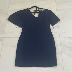 NWT Trina Turk size 4 navy dress